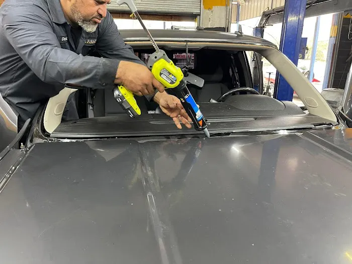 Speedy Auto Glass 6