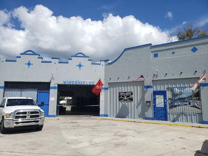 Semi Auto Glass, LLC 4