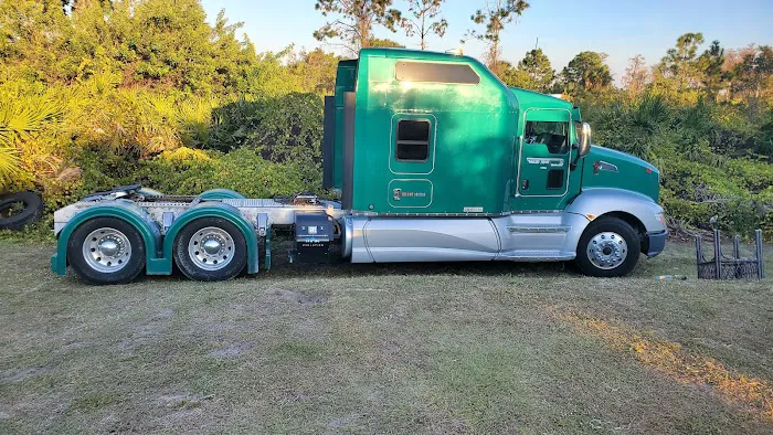 Soto's Truck Repairs 8