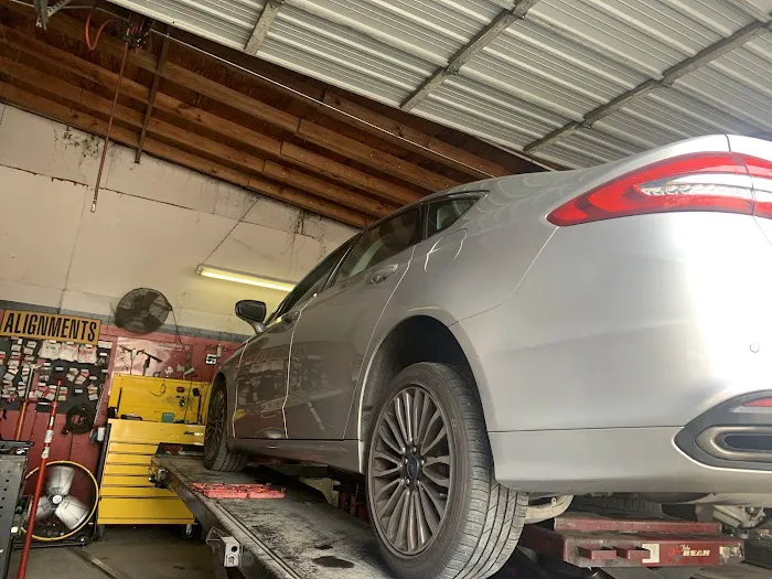 HELY'S TIRES 5