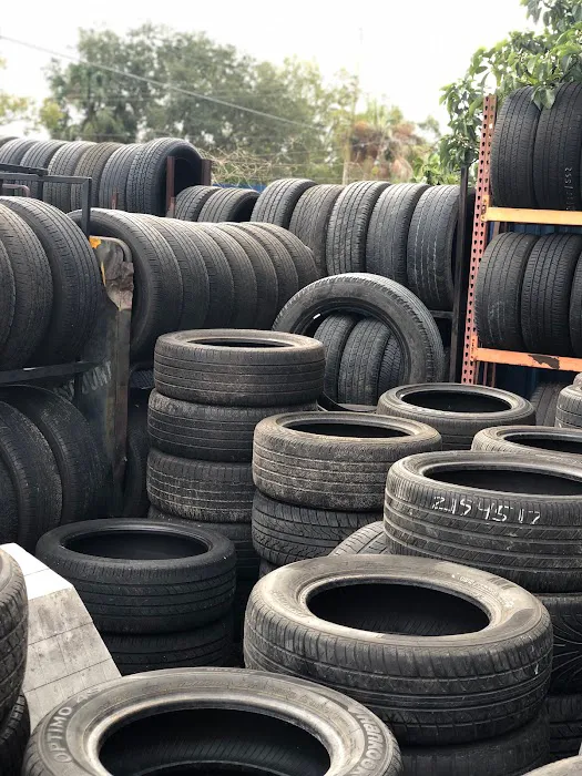 HELY'S TIRES 8