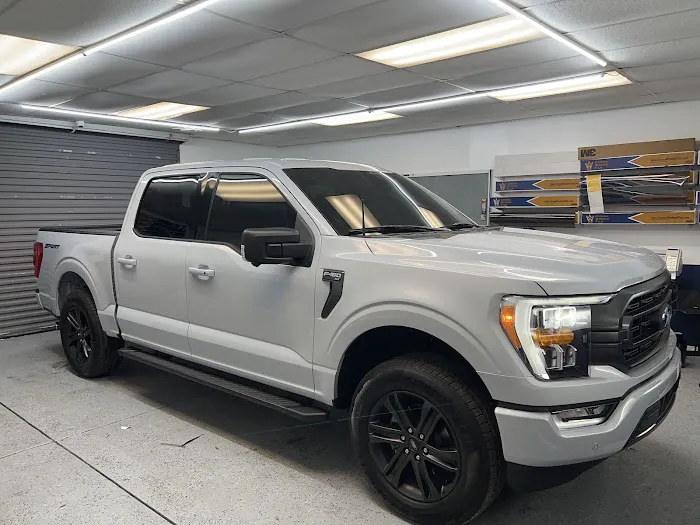 TINT THAT CAR LLC 3