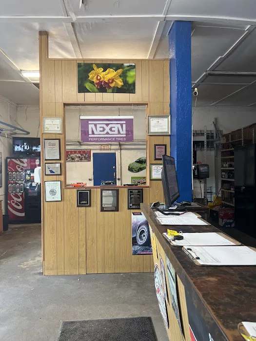 Riverview Tire & Auto Service 5