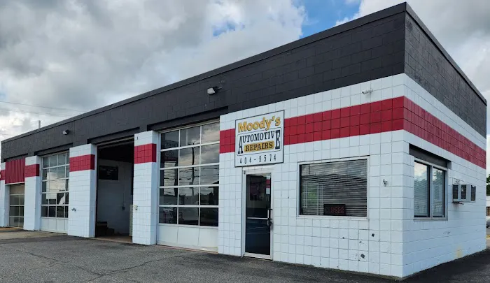 Moody's Automotive 0