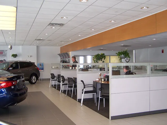 Lee Nissan Auburn Service 8
