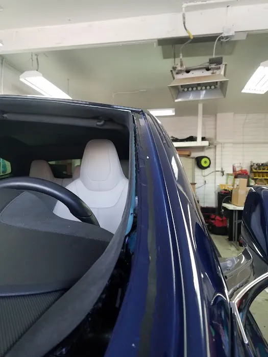 Smith's Car Glass, LLC 6
