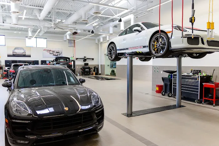 Porsche Tucson Service 8