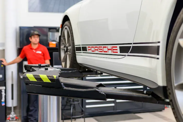 Porsche Tucson Service 6