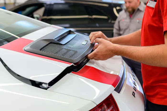 Porsche Tucson Service 1