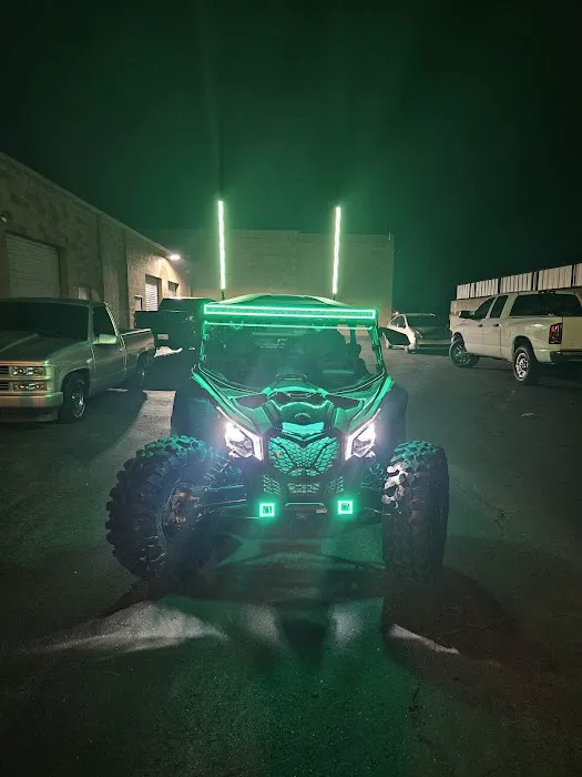 Barrio Customs 0