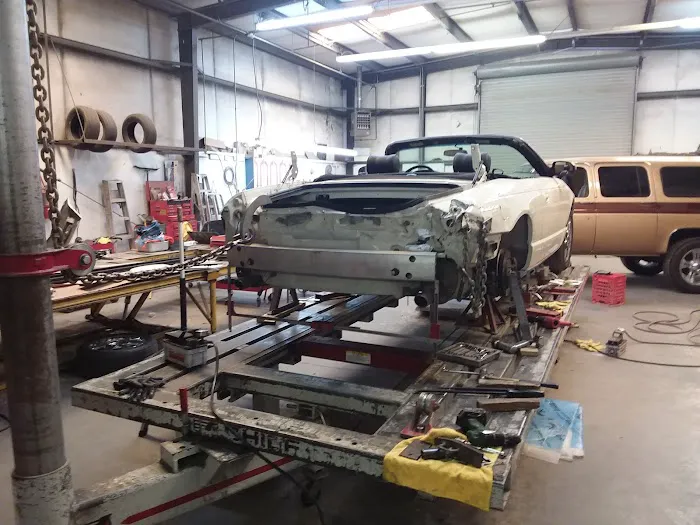 Desert Enterprises Body and Frame Shop 2