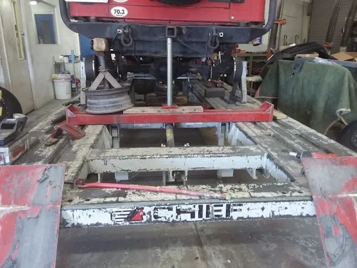 Desert Enterprises Body and Frame Shop 0