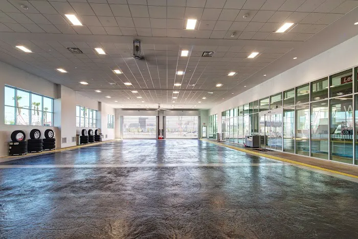 Centennial Toyota - Service Department 4