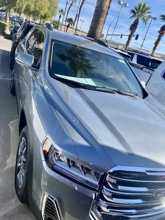 Jerry Seiner Buick GMC: Service 3