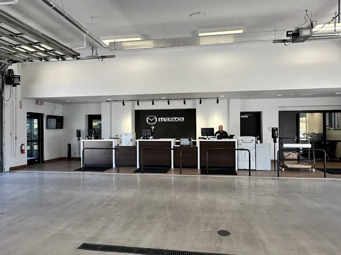 Jerry Seiner Mazda: Service Department 5