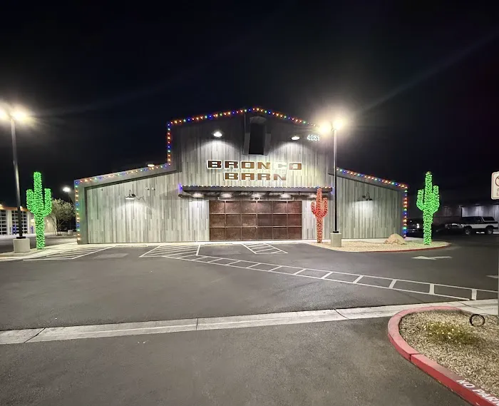Bronco Barn 9