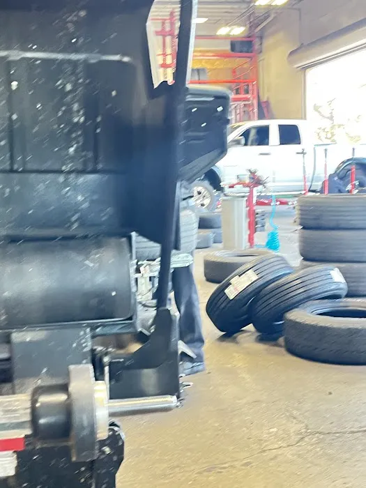 Discount Tire 0