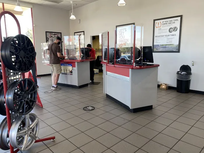 Discount Tire 1