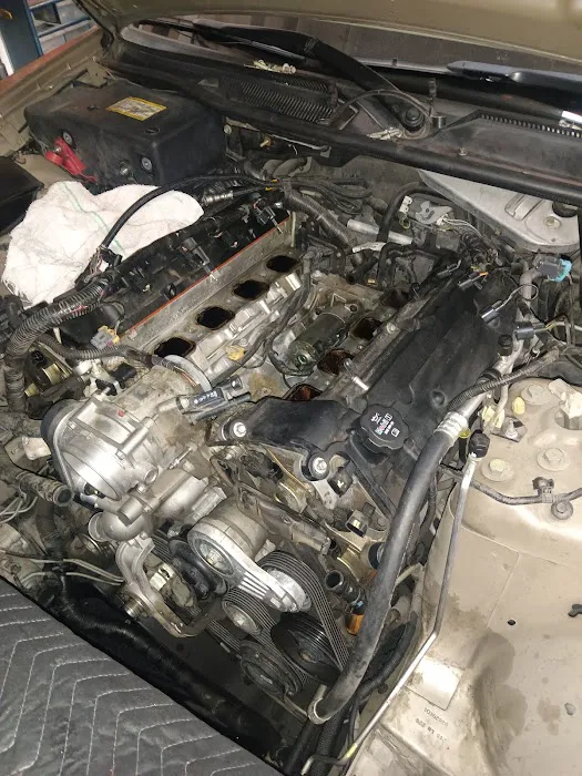 Glenn's Automotive Repair and Maintenance 4
