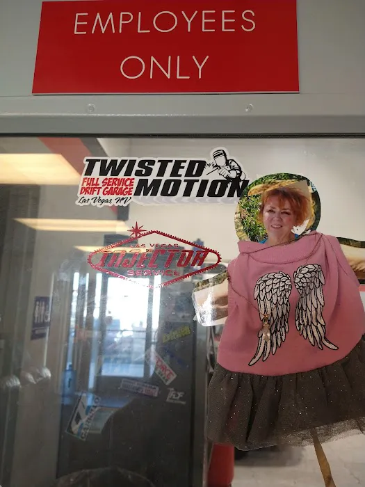 TWISTED MOTION 0