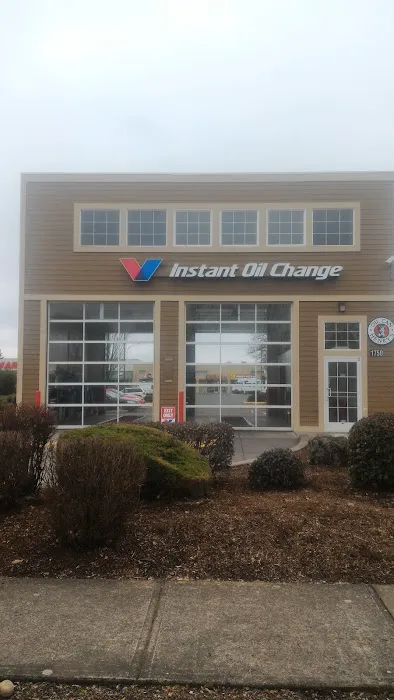 Valvoline Instant Oil Change 1
