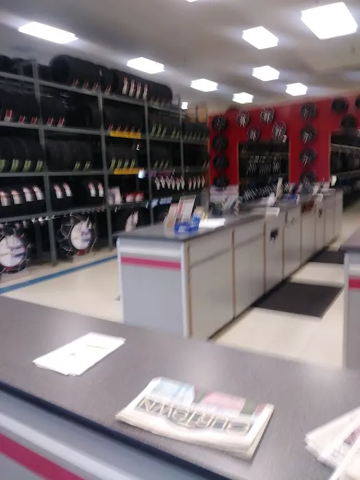 Les Schwab Tire Center 1