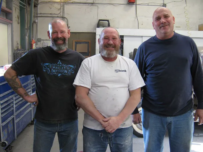 Dale's Auto Body & Mechanical 7