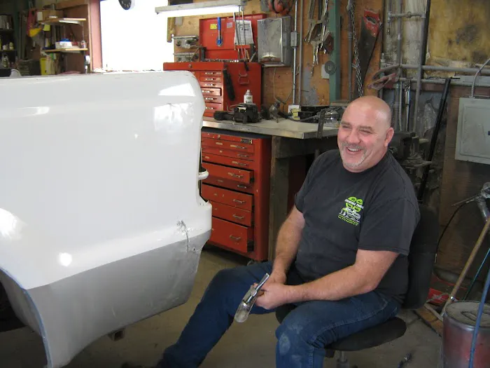 Dale's Auto Body & Mechanical 2