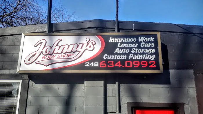 Johnny's Body Shop 0