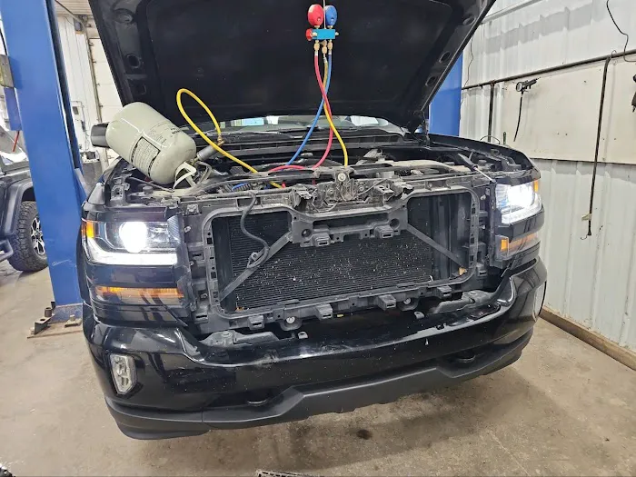 Roy's Complete Auto Repair 2