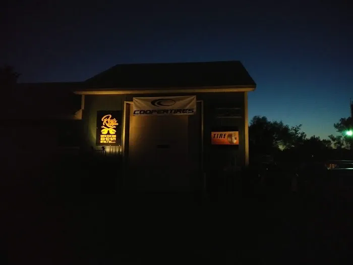 Roy's Complete Auto Repair 7