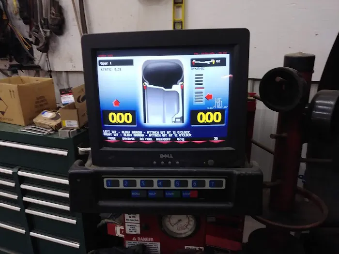 Roy's Complete Auto Repair 6