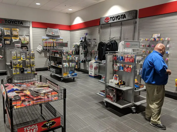 Bill Wright Toyota Parts & Service Department 7