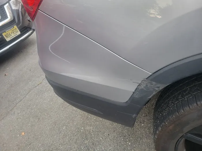 Euro Class Collision Center 1