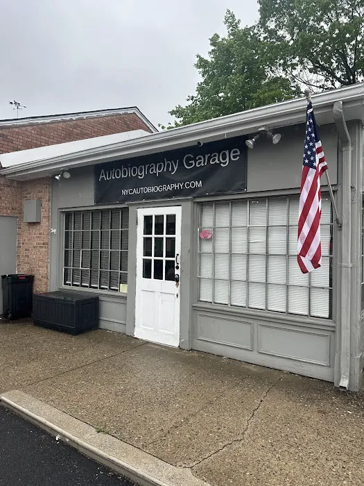 Autobiography - Your Land Rover specialist in the Tri-State Area 0