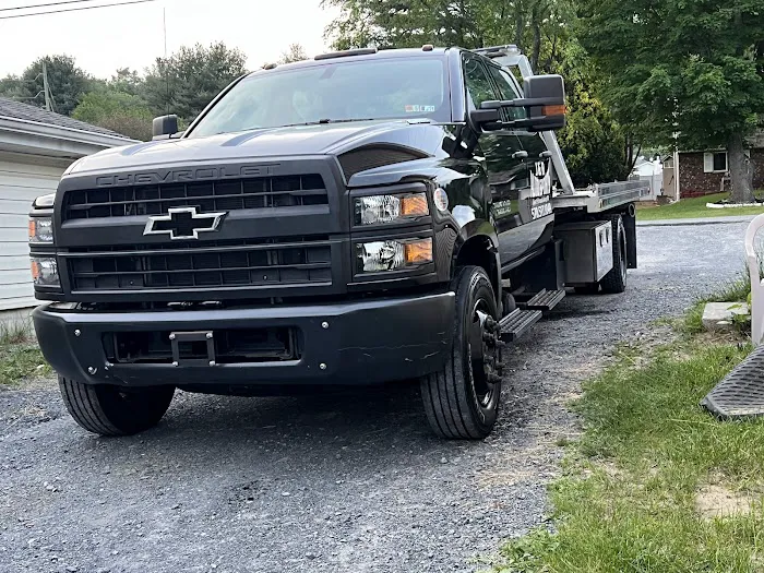 J&n service towing 4