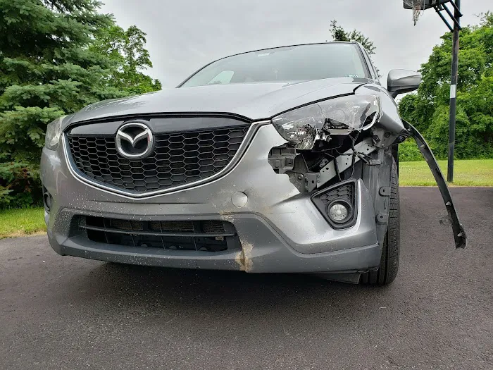 Rocco's Collision Center 4