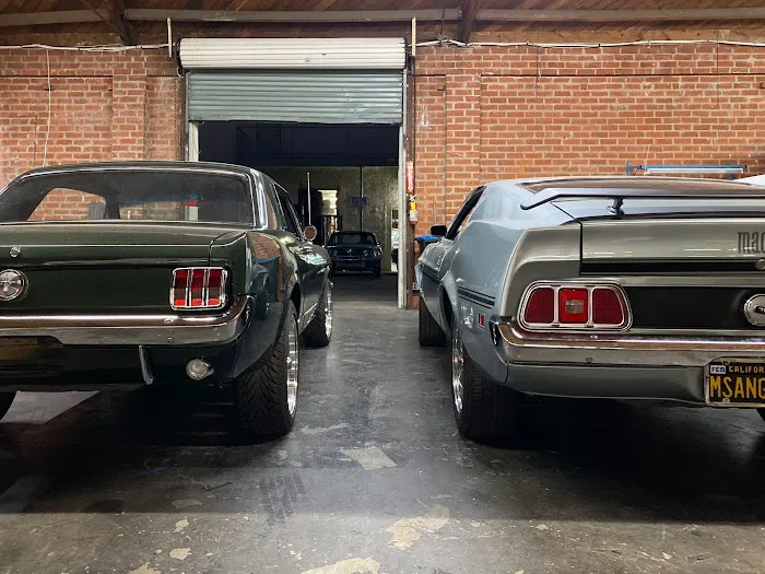 Arias Mustang Parts 4