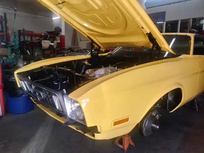 Arias Mustang Parts 6