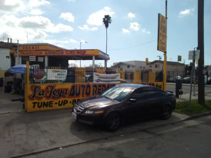 La Joya Auto Repair & Tire Shop 8