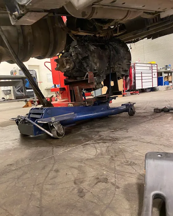 JDS TRUCK REPAIR 7