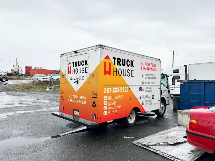 Truck House 1