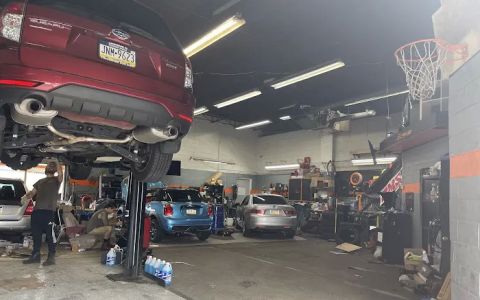 Triple Eight Auto