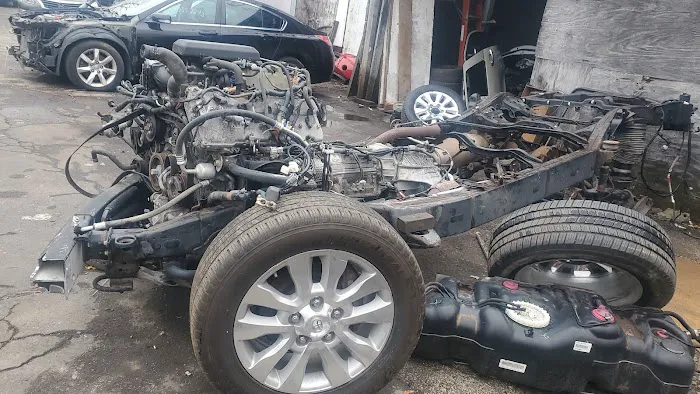 Fasu's Auto Repair Shop 0