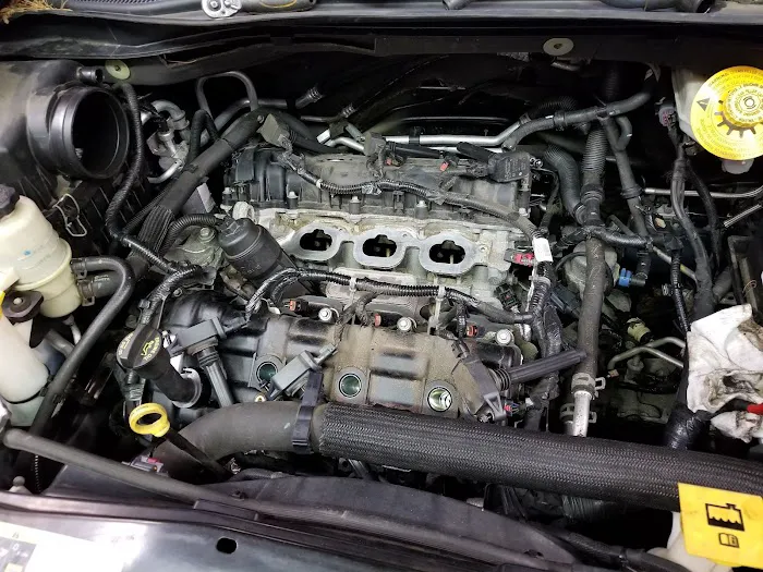 Tom's Automotive 6
