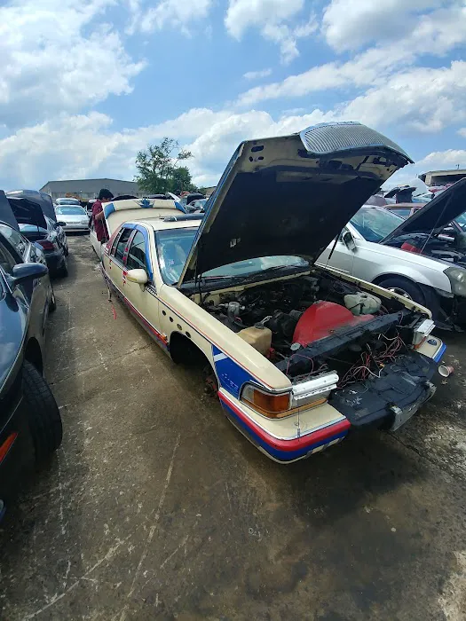 Shorty's Used Auto Parts 4