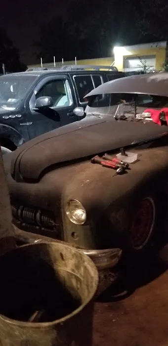 Wilmer's Garage & Body Shop 1
