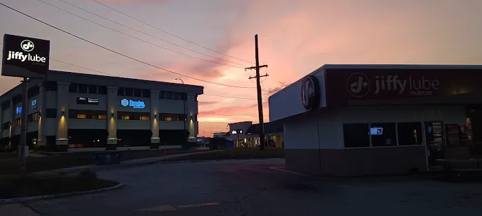 Jiffy Lube Oil Change & Multicare 3