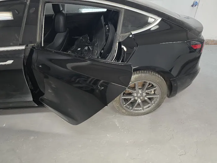 Len's Auto Body 0