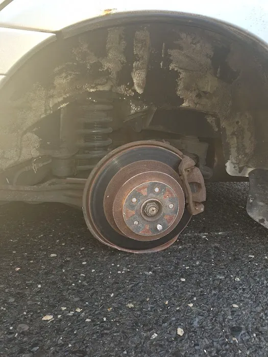 Ward's Automotive & Tire Center 0